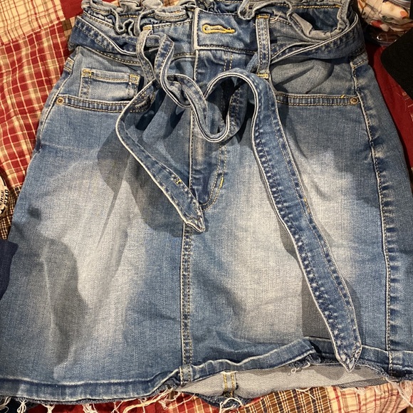 Qty-4, Girls Size 12 Bermuda Shorts Qty-2 Size 14 - Picture 14 of 15